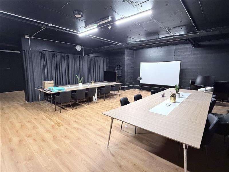 Second Floor – AI Knowledge Hub